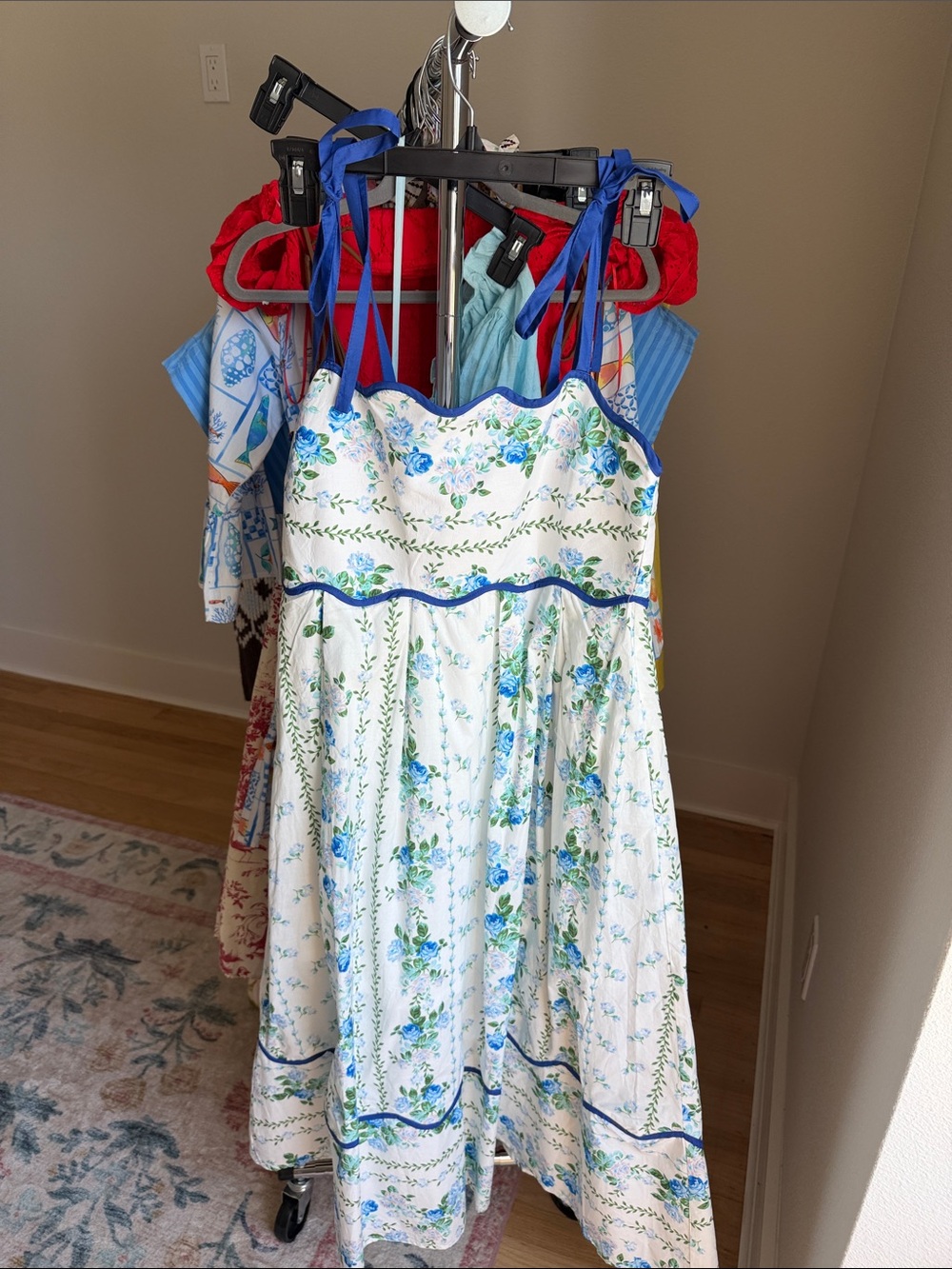 Avara - Blue & green trellis midi